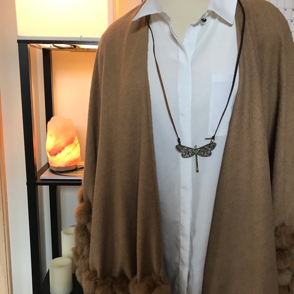 antique brass Dragonfly statement necklace - Picture 2 of 6